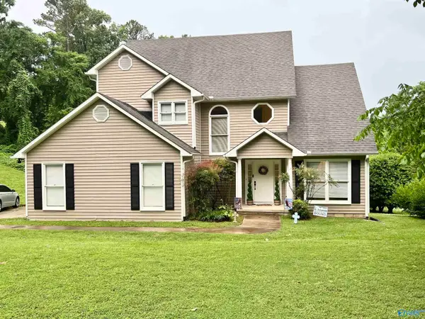 3392 Cedar Lane, Guntersville, AL 35976