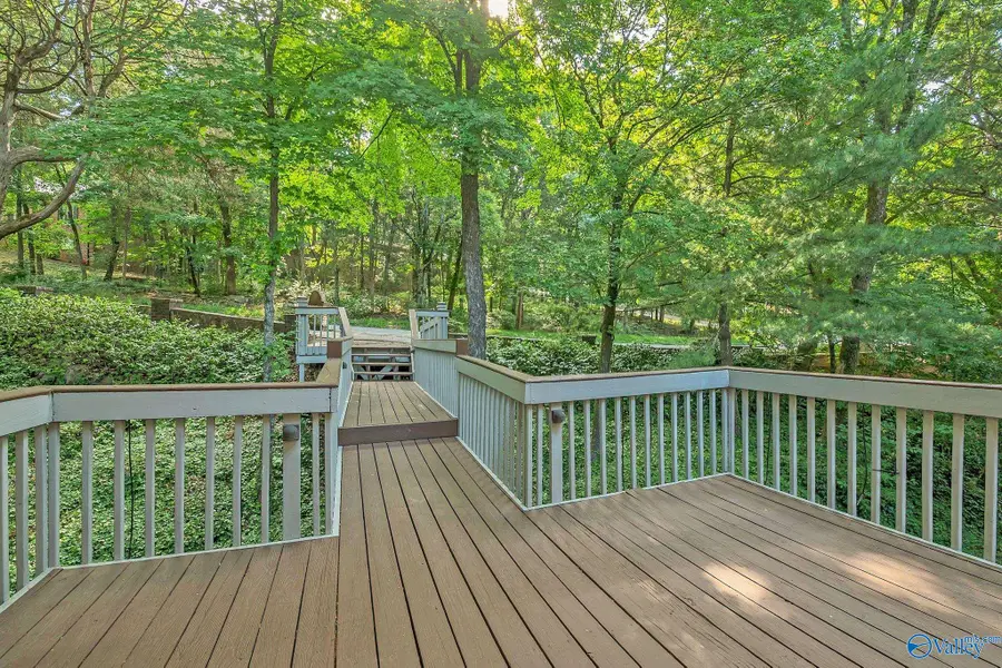 7716 Oakridge Drive Se, Huntsville, AL 35802 - #2