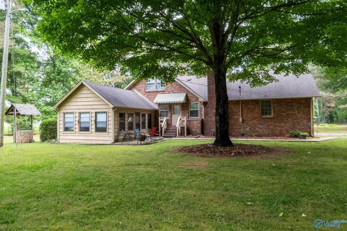 10137 Pulaski Pike, Toney, AL 35773 - #1