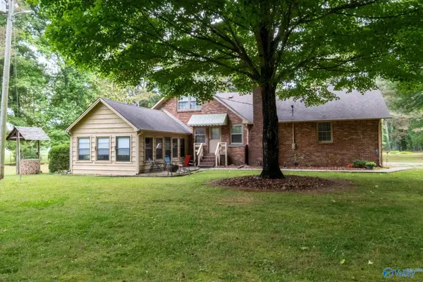 10137 Pulaski Pike, Toney, AL 35773