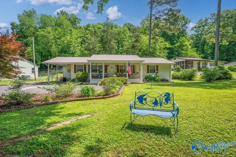 1404 Patterson Street, Guntersville, AL 35976 - #2