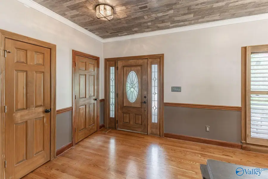 607 S Scott Street, Scottsboro, AL 35768 - #3