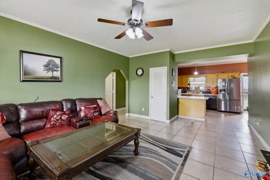 135 Shaw Street, Albertville, AL 35950 - #3