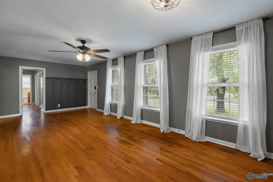 2309 Laverne Drive Nw, Huntsville, AL 35810 - #2
