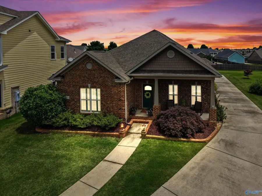 1105 Front Porch Circle, Huntsville, AL 35806 - #2