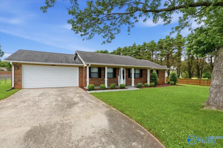 5063 Winchester Road, New Market, AL 35761 - #2