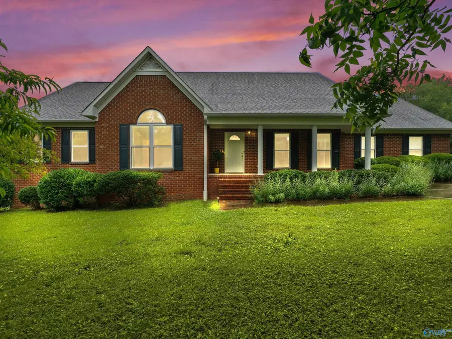 205 Oak Hill Lane, Arab, AL 35016 - #2