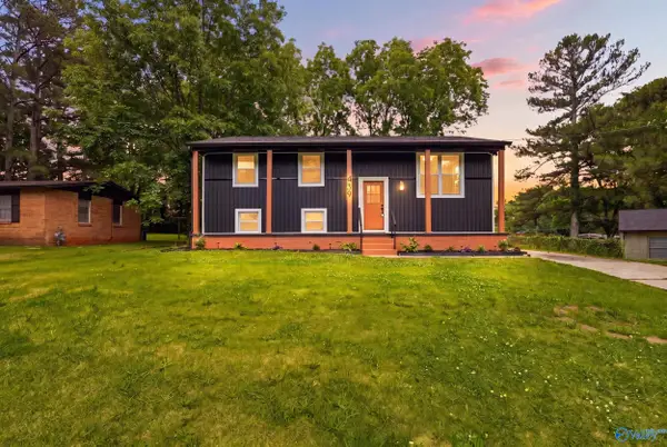 439 N Edgemont Circle Nw, Huntsville, AL 35811