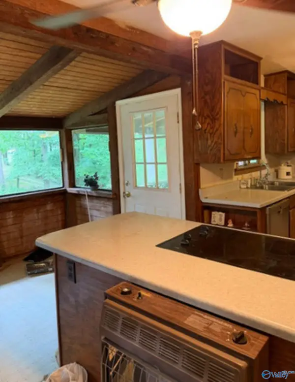 4801 S Oneonta Cut-off Road, Albertville, AL 35950