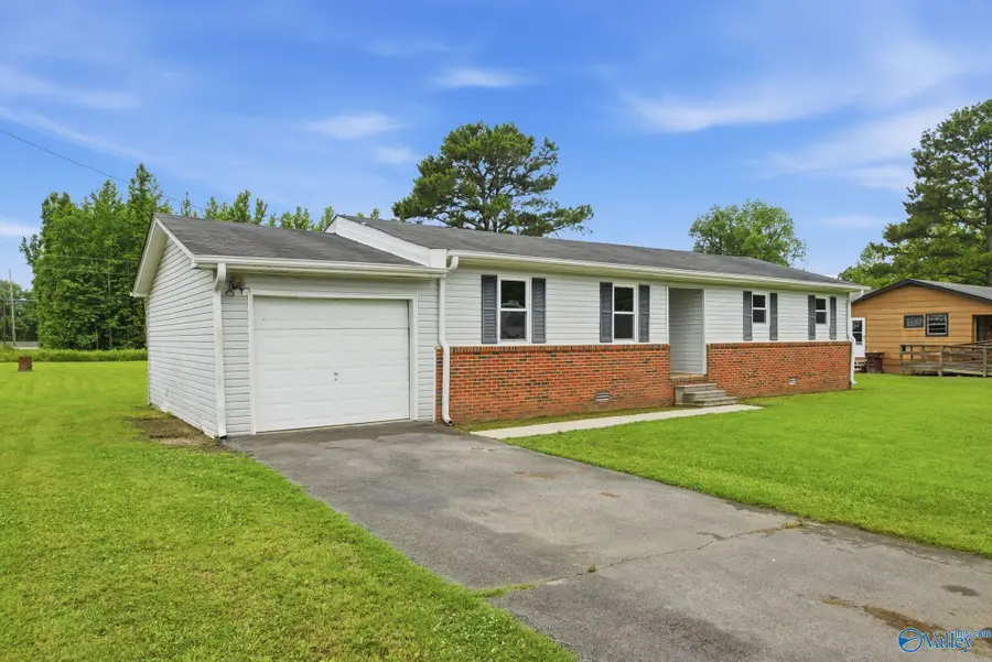 12146 Lakeview Street, Athens, AL 35611 - #3