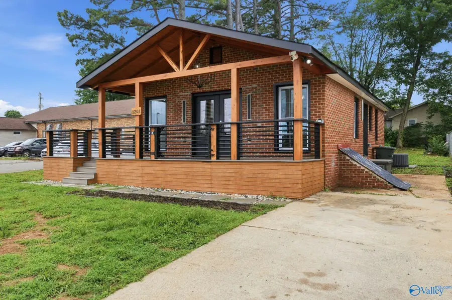 1201 Buford Street Nw, Huntsville, AL 35801 - #3