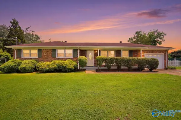 4103 Nelson Drive Nw, Huntsville, AL 35810
