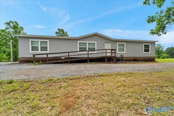 1753 Mill Creek Road, Falkville, AL 35622