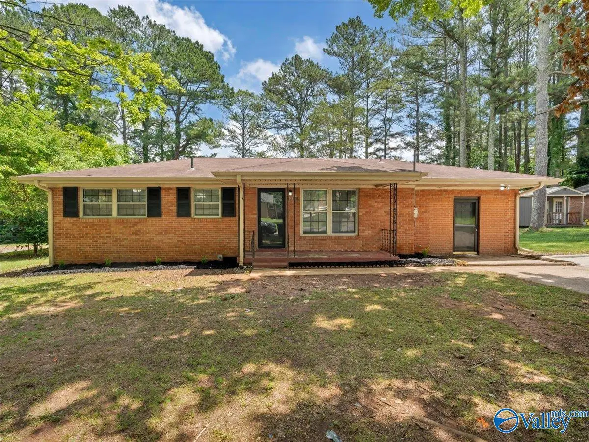 3204 Hollins Street Nw, Huntsville, AL 35810 - #1