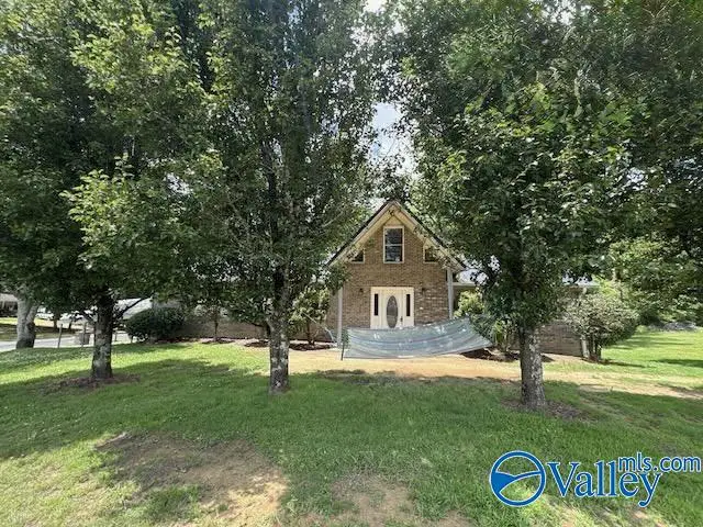 165 Mary Elizabeth Lane, Boaz, AL 35956 - #1