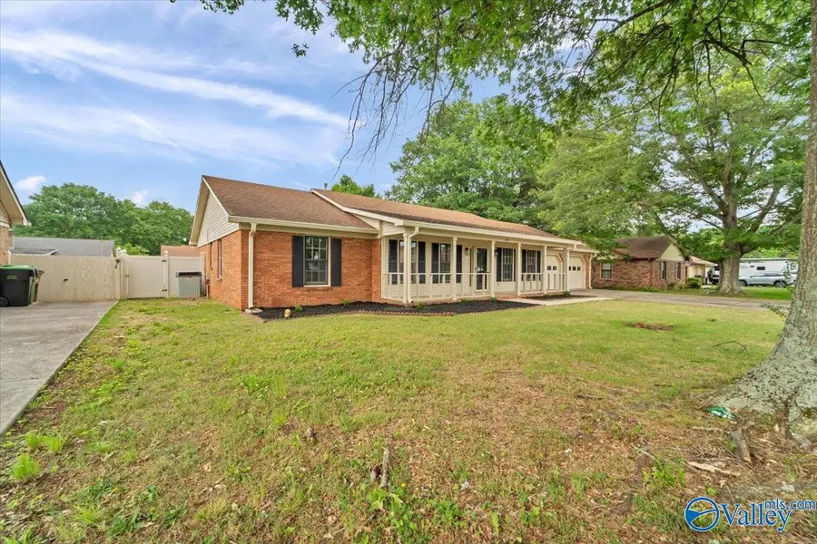2214 Anderson Drive Sw, Decatur, AL 35603 - #2