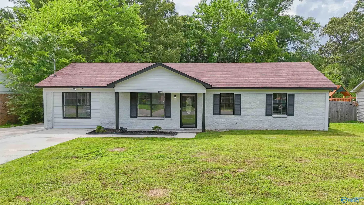 1609 Saginaw Lane Sw, Decatur, AL 35603 - #1