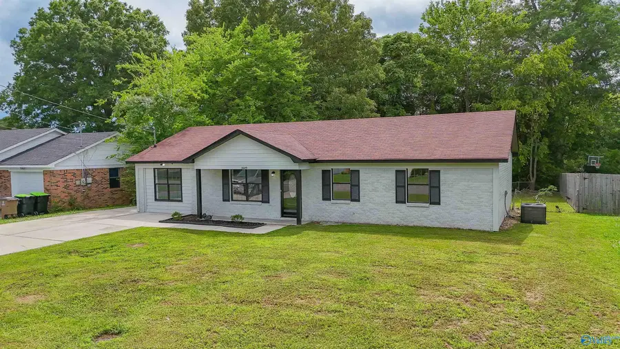 1609 Saginaw Lane Sw, Decatur, AL 35603 - #3