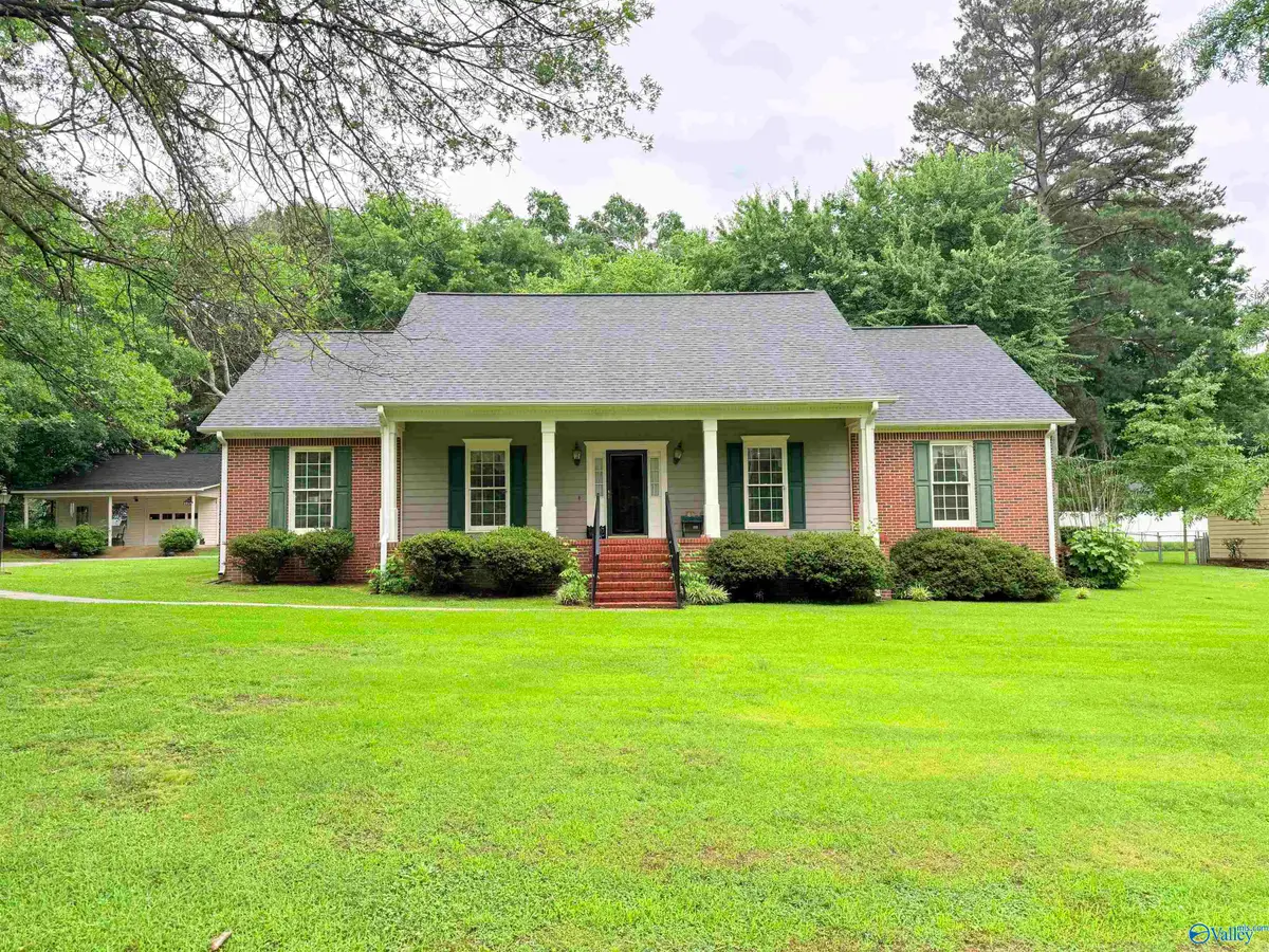 1014 Crestwood Drive, Albertville, AL 35950 - #1
