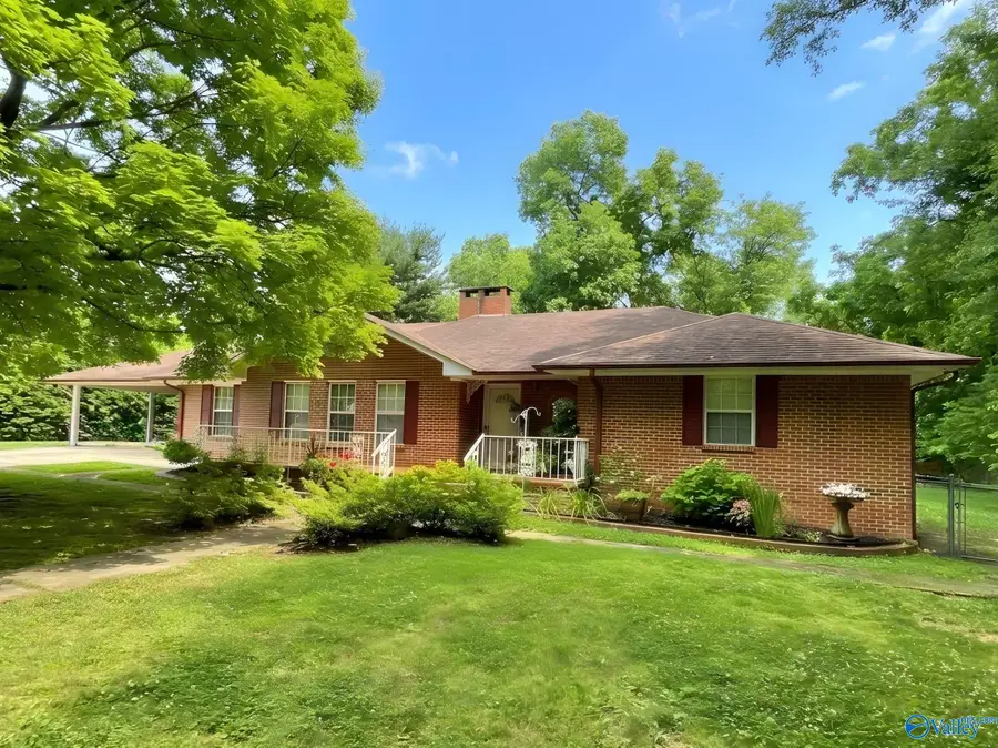 305 1st Place Sw, Arab, AL 35016 - #2
