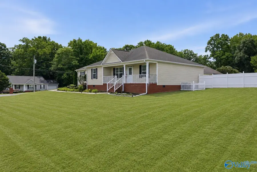 40 Temple Crossing, Arab, AL 35016 - #2