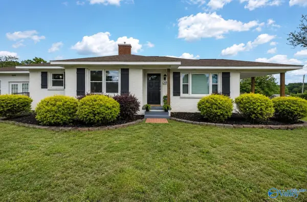 18747 North Jefferson Street, Athens, AL 35614