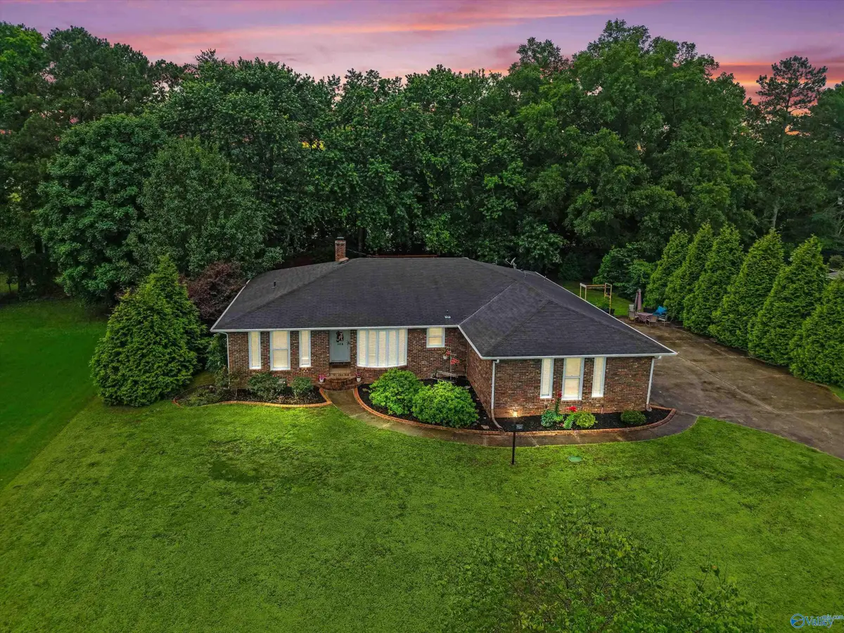 104 Creighton Drive, Athens, AL 35613 - #1