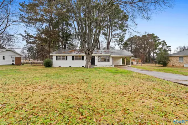 3608 Crestmore Avenue Nw, Huntsville, AL 35816