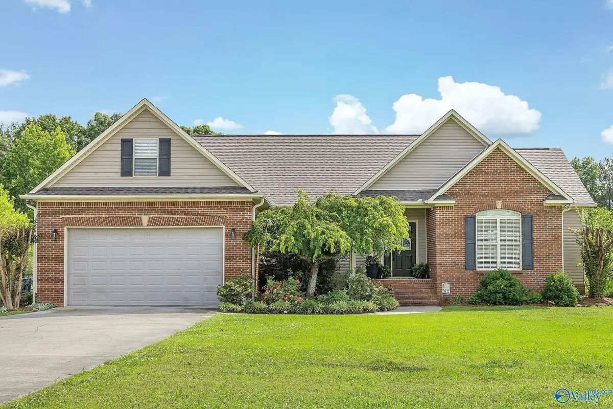 1326 Union Grove Road, Guntersville, AL 35976 - #1