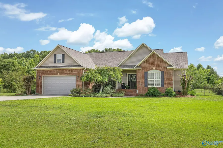 1326 Union Grove Road, Guntersville, AL 35976 - #3