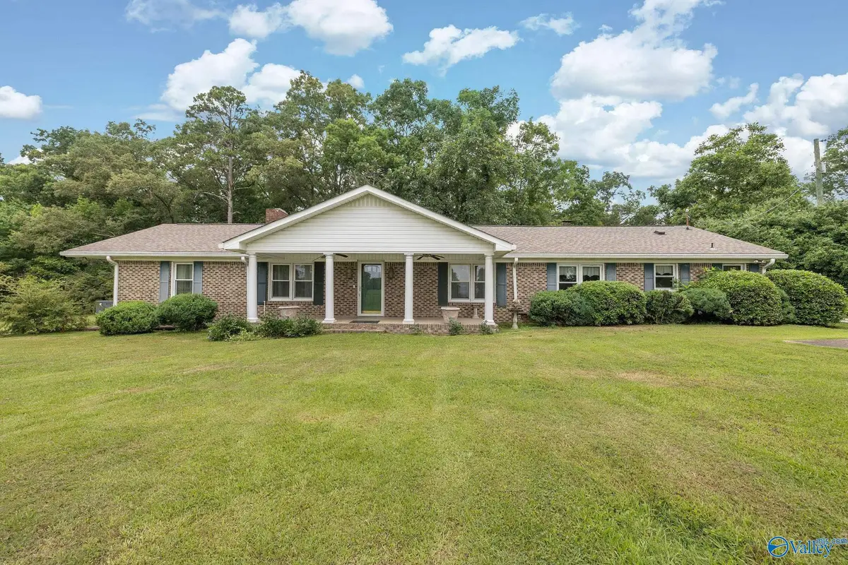247 Willow Tree Lane, Union Grove, AL 35175 - #1