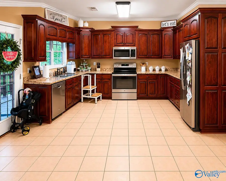 108 Sparks Street, Trinity, AL 35673 - #2