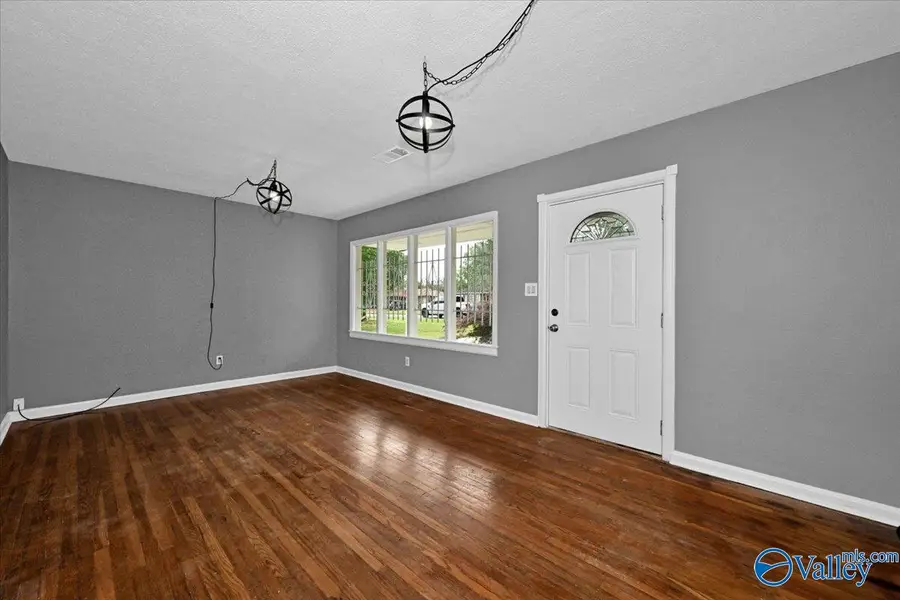 2010 SE 13th Street, Decatur, AL 35601 - #2