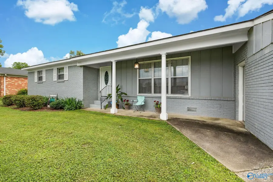 1109 SW Betty Street, Decatur, AL 35603 - #2