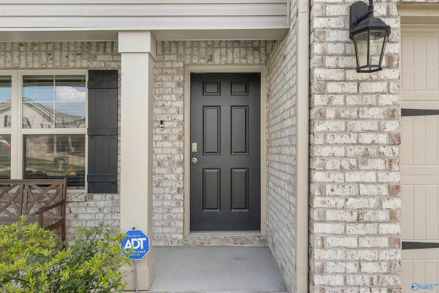 3005 Fountainview Circle, Hartselle, AL 35640 - #3