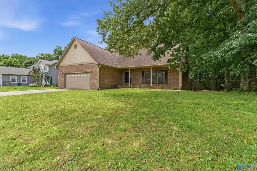 202 Rosecliff Drive, Harvest, AL 35749 - #2