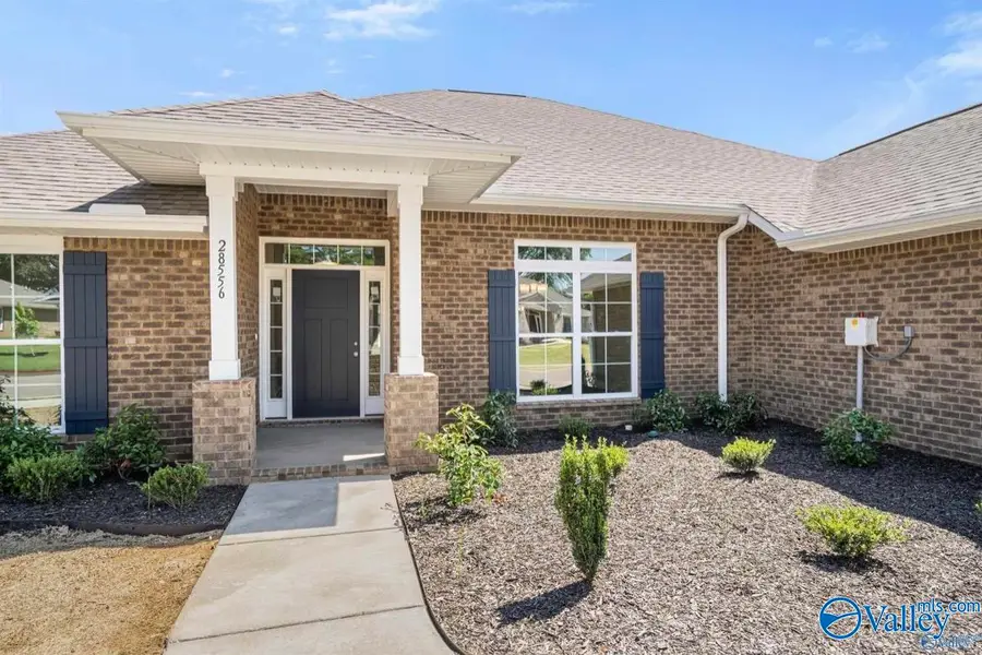 324 Carnation Avenue, Meridianville, AL 35759 - #2