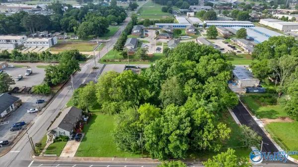2609 9th Avenue Sw, Huntsville, AL 35805