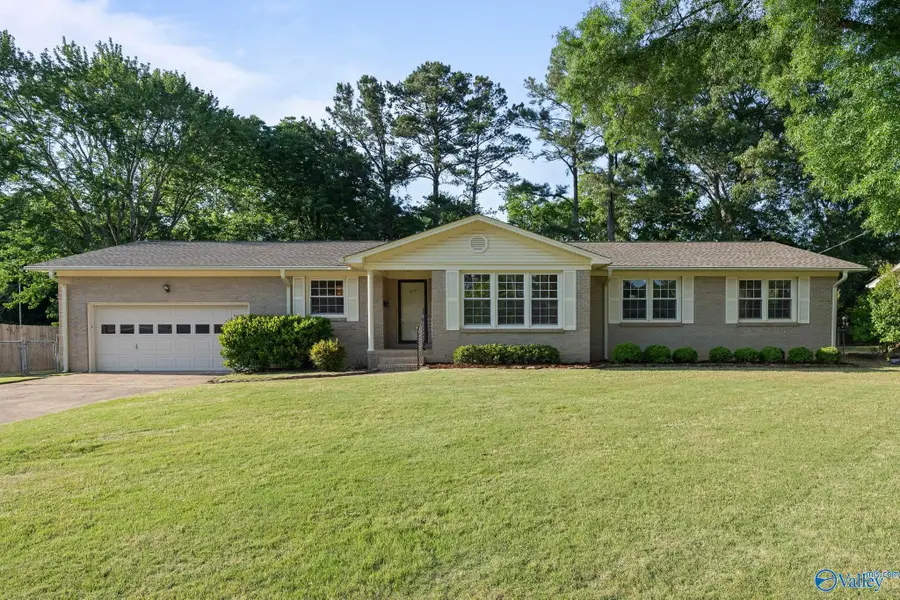 1219 Briar Hollow Trail, Huntsville, AL 35802 - #2