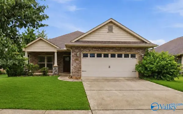 402 Bay Tree Lane Sw, Huntsville, AL 35824