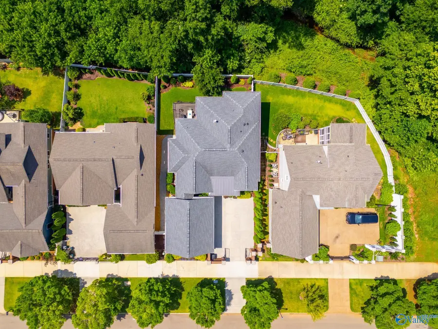 37 Hillcrest Avenue Nw, Huntsville, AL 35806 - #2