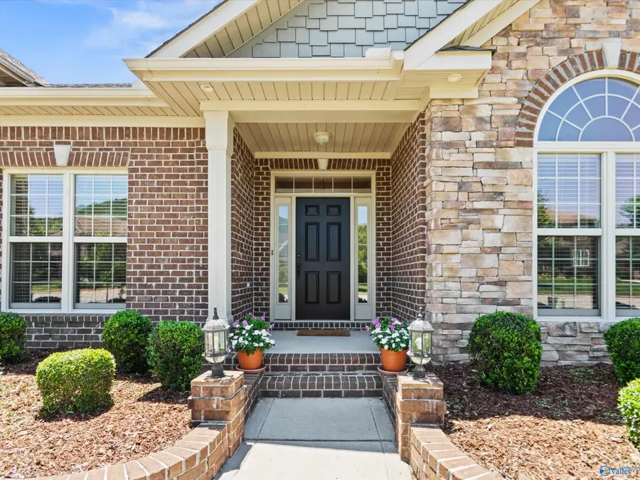 8 Abby Glen Way, Gurley, AL 35748 - #2