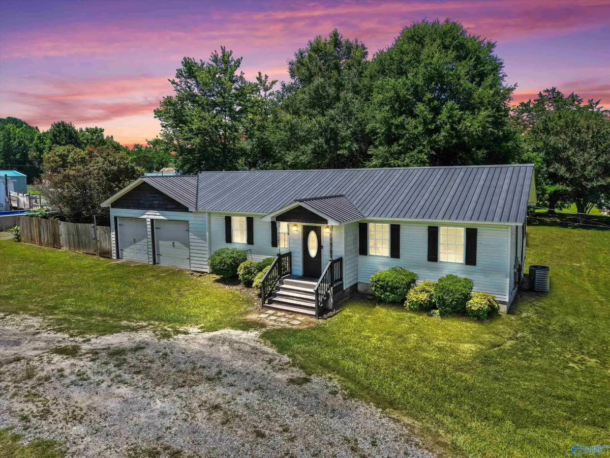 534 Hill Bluff Road, Guntersville, AL 35976 - #1