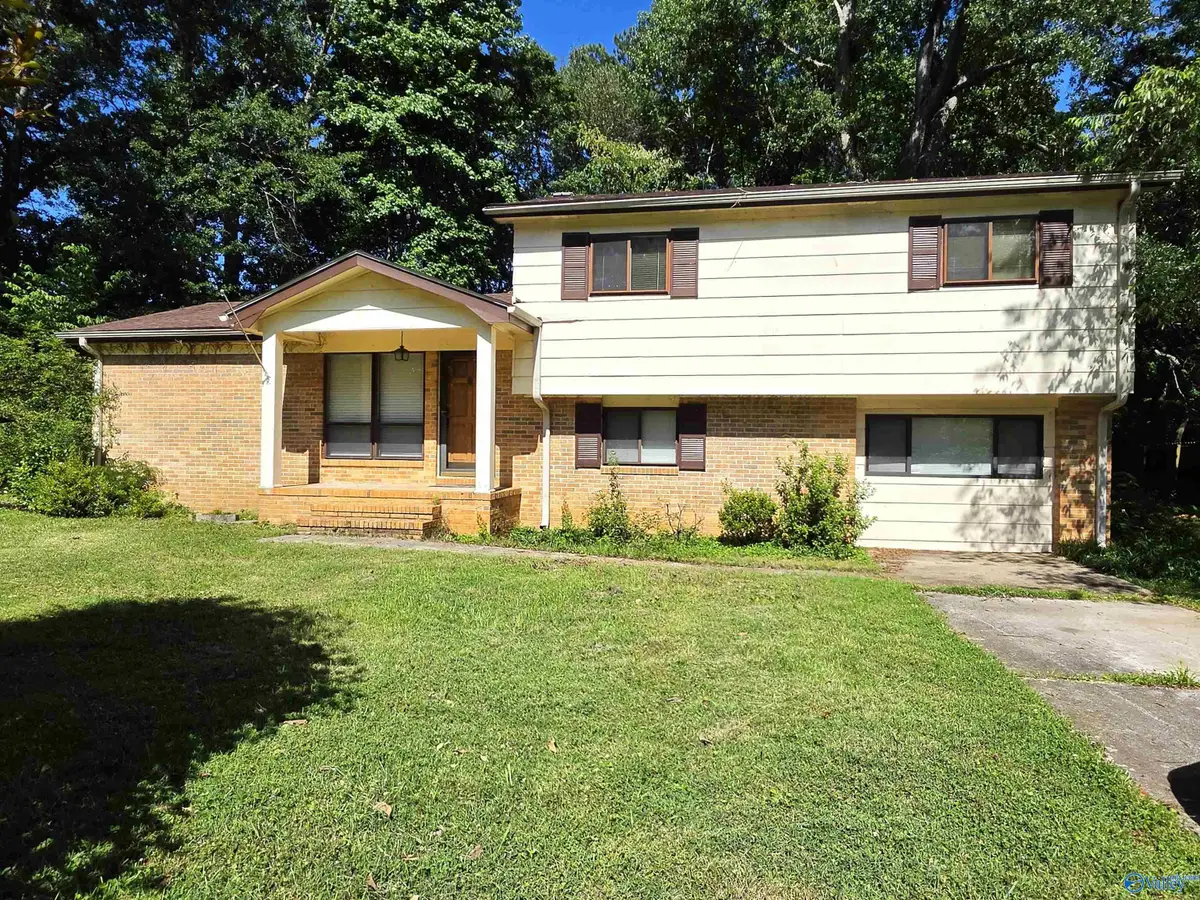 520 Seaborn Drive, Huntsville, AL 35806 - #1