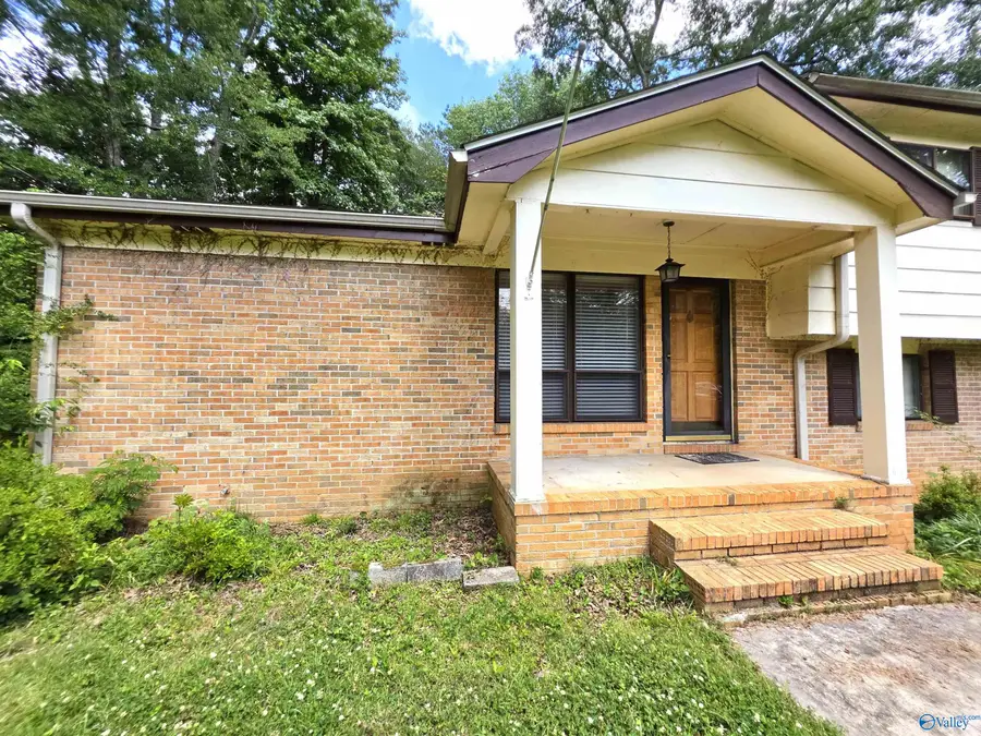 520 Seaborn Drive, Huntsville, AL 35806 - #3