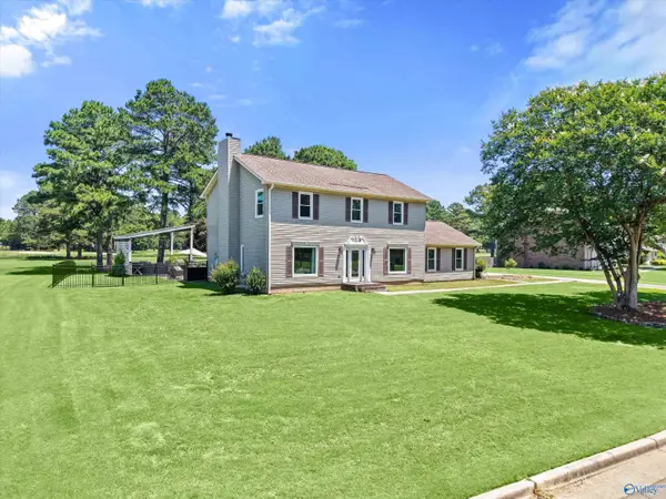 4528 Arrowhead Drive Se, Decatur, AL 35603