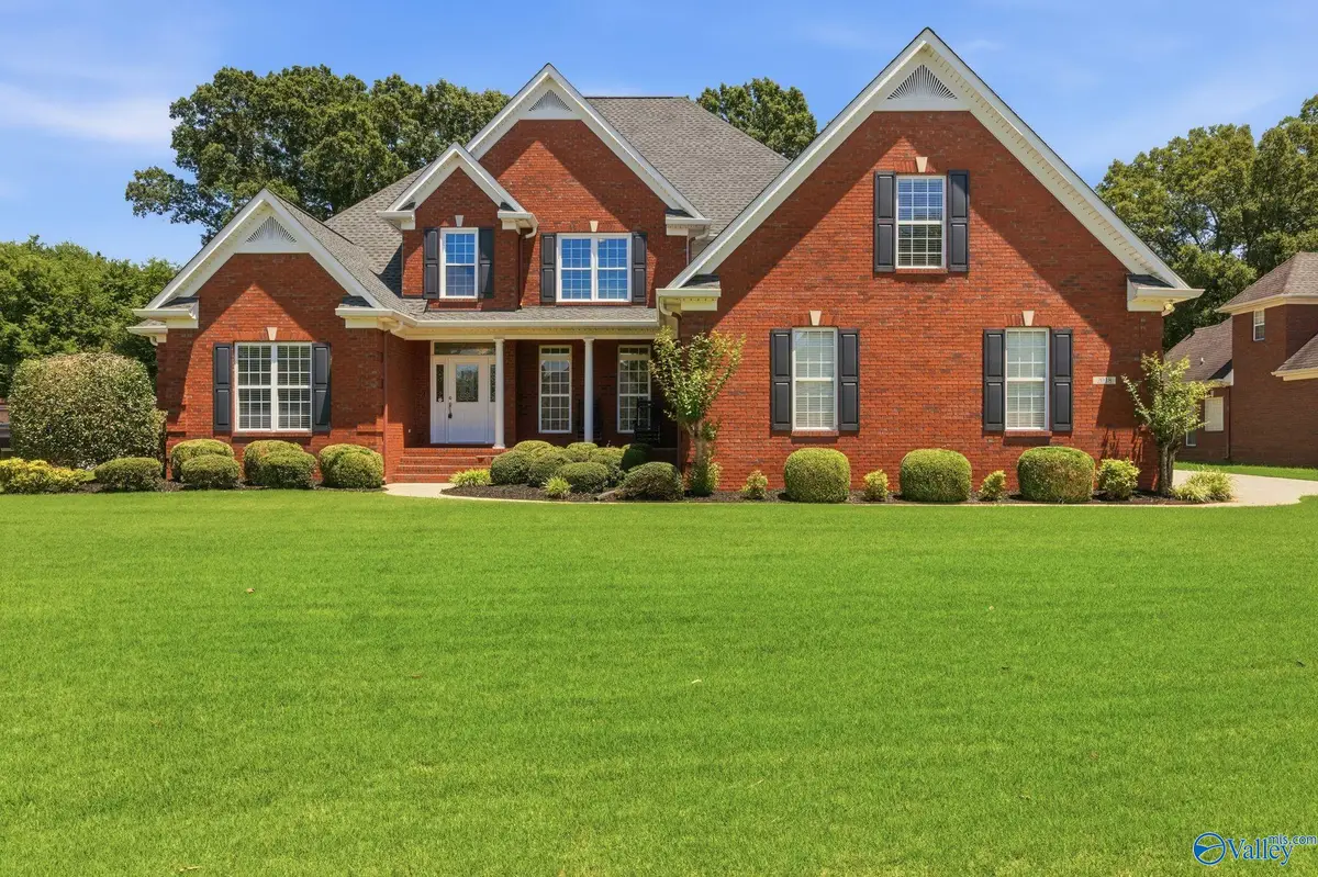 2018 Englewood Place Sw, Decatur, AL 35603 - #1