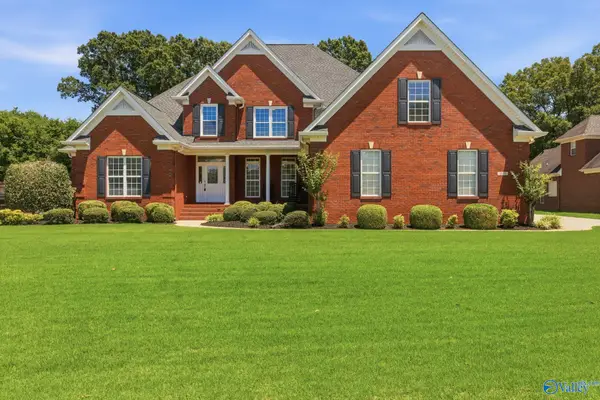 2018 Englewood Place Sw, Decatur, AL 35603