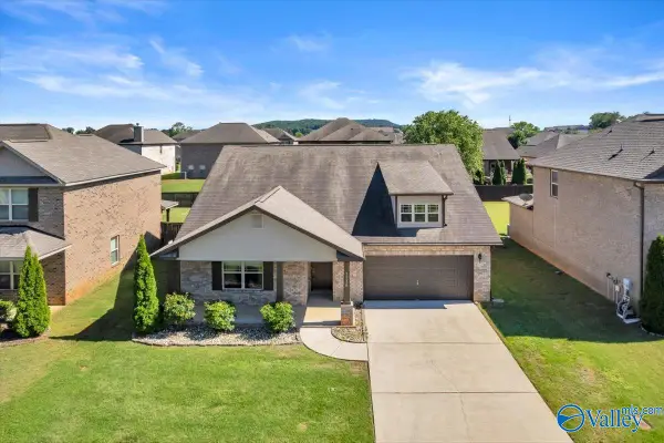 7730 N Catawba Circle Nw, Madison, AL 35757