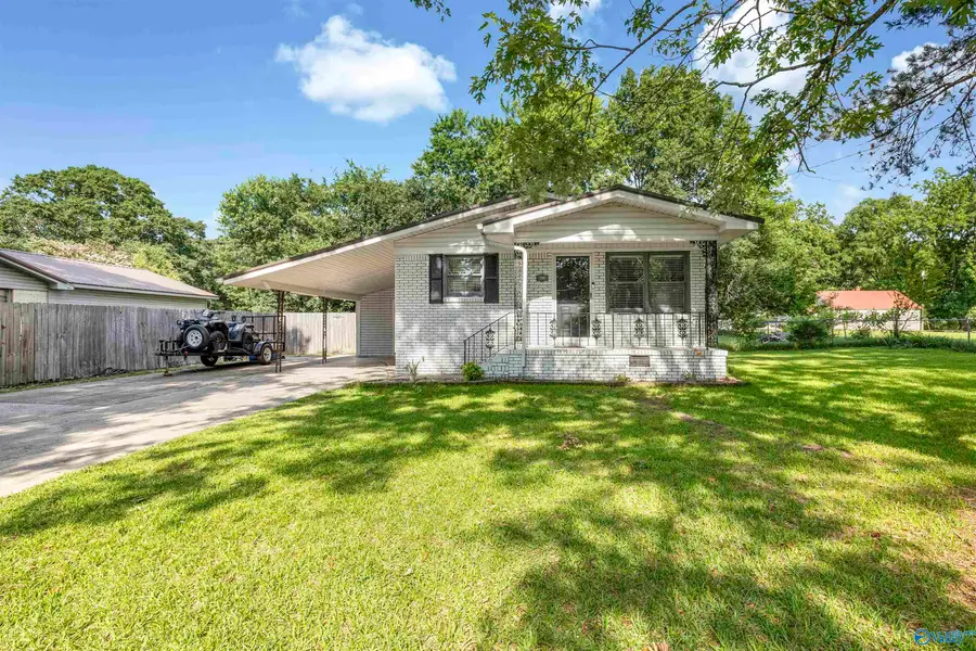 200 Washington Street Nw, Hartselle, AL 35640 - #2